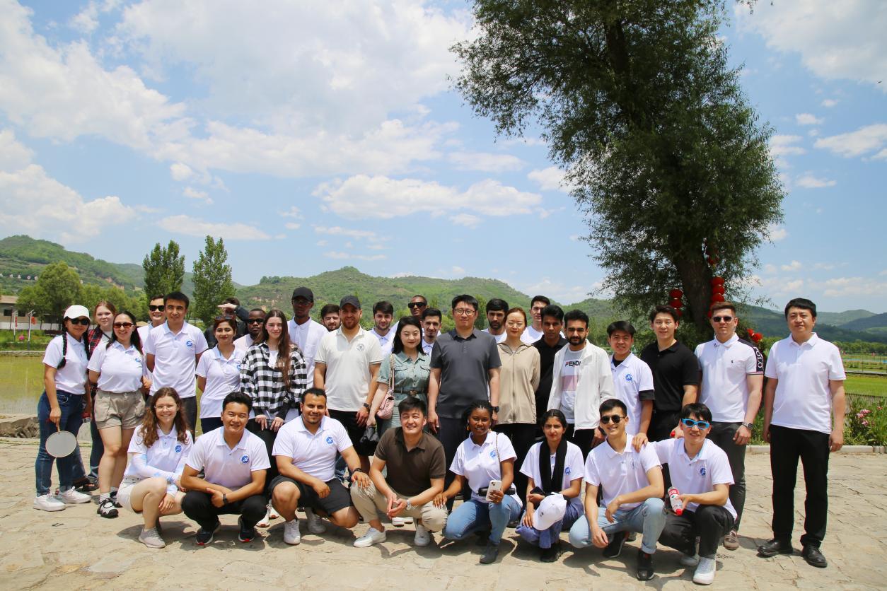 直羅貢米基地 直羅貢米基地