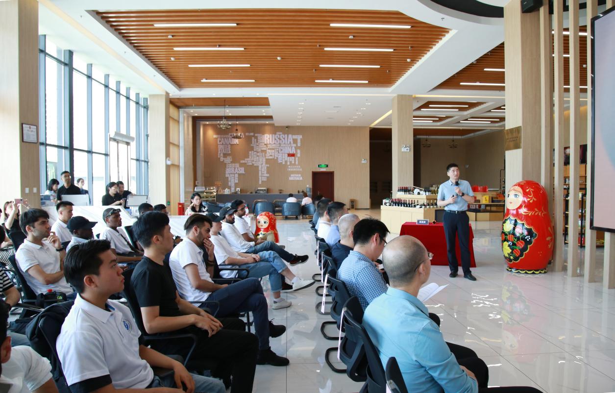 產(chǎn)業(yè)園宣講3 產(chǎn)業(yè)園宣講3